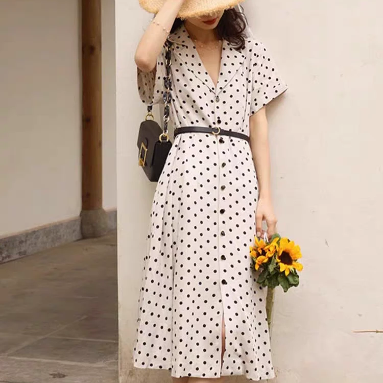 波点连衣裙法式赫本风V领常规吊带夏季大码连衣裙高腰短袖A114