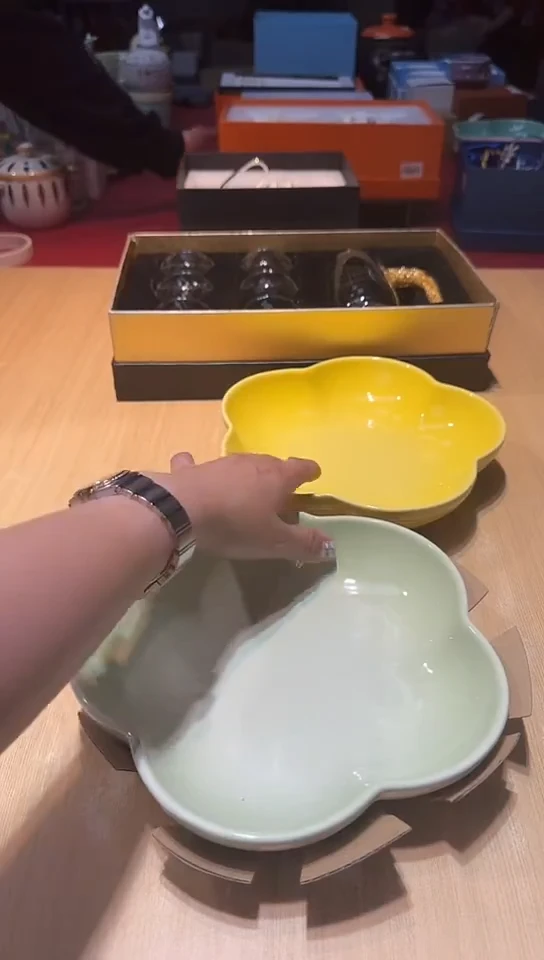 瓷片生活的本意是开心啊@@1