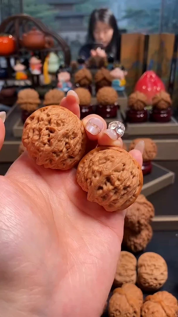 【闪购商品】文玩核桃吊坠C96白狮子39