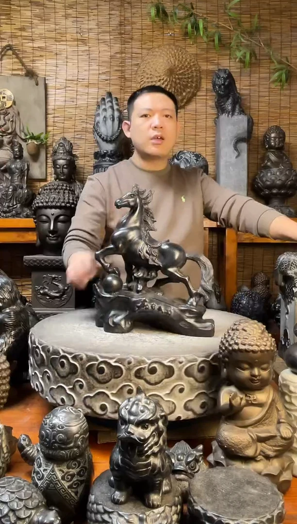 石材35马到功成天然青石雕刻