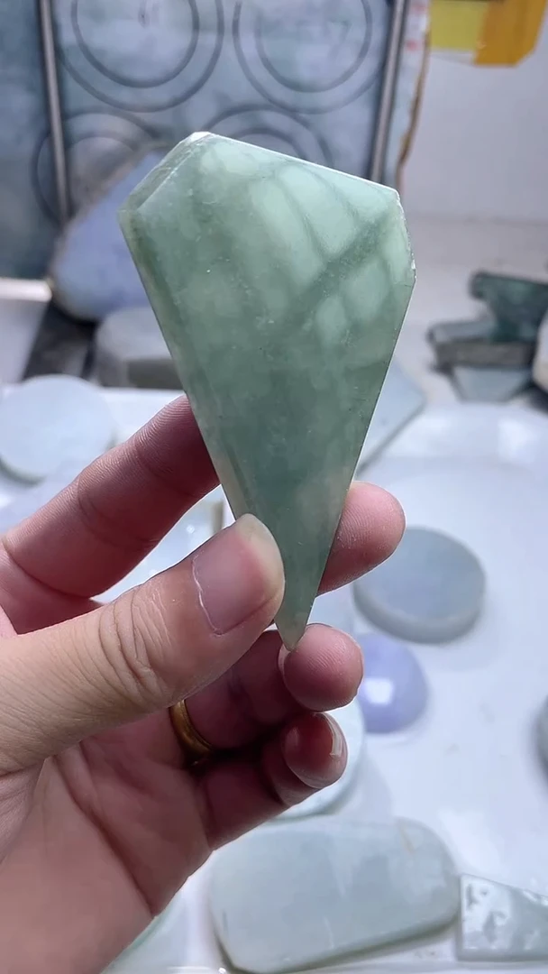 翡翠未镶嵌颈饰翡翠618