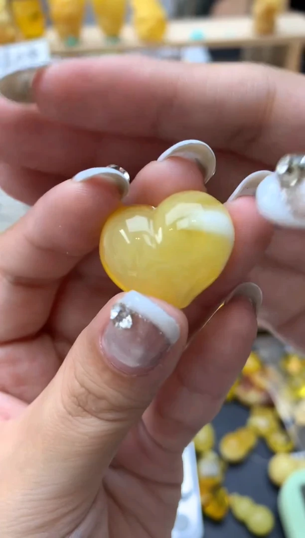 琥珀未镶嵌珠宝奇石096琥珀蜜蜡微瑕