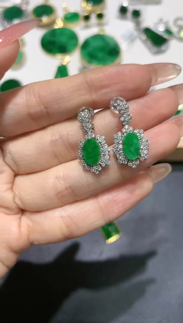 【闪购商品】翡翠吊坠(不含链)银S925镶嵌24多人多样性随机发货1件