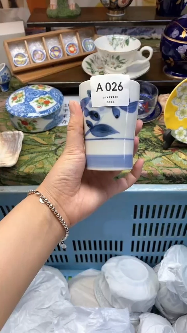 瓷片丽***着瓷器此瓷器瓷器