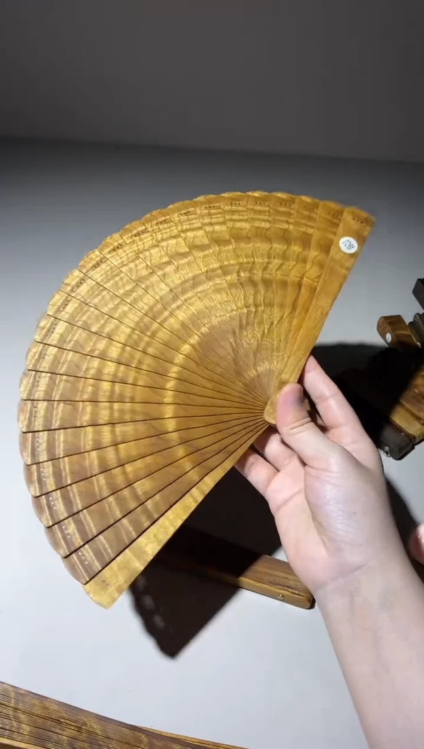 金丝楠18厘米金丝楠木小叶桢楠扇26f