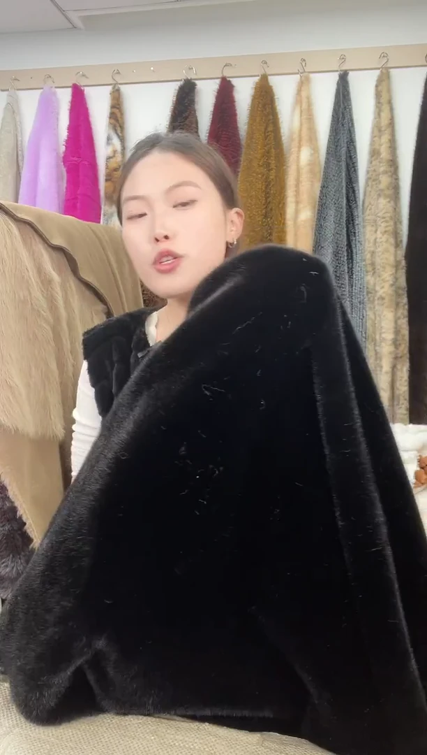 狐狸毛B17尺寸1.9*2