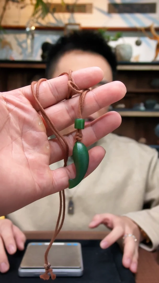 颈饰未镶嵌和田玉碧玉吊坠ZD