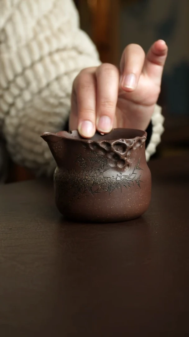 茶杯紫砂55号 李建军老师紫玉金砂太湖石竹枝公道260毫升