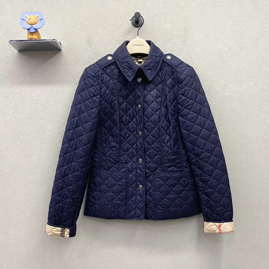99新 BURBERRY/博柏利 藏蓝色外套/尺码xs/AH001407