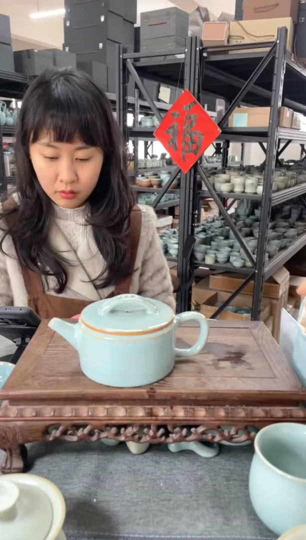 【闪购商品】其他天青 手工 支烧汉瓦壶 微瑕