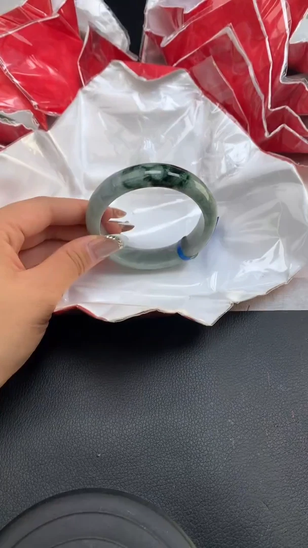 【闪购商品】翡翠手镯未镶嵌天然缅甸A货翡翠手镯