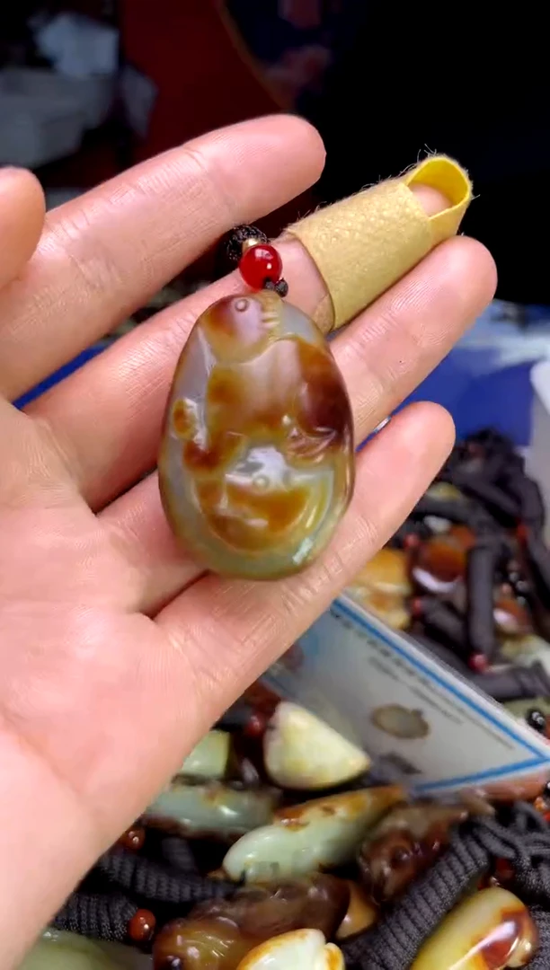 【闪购商品】和田玉颈饰未镶嵌1