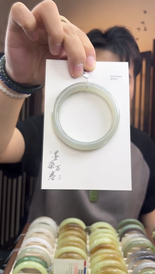 未镶嵌手镯和田玉56-57正装烟紫