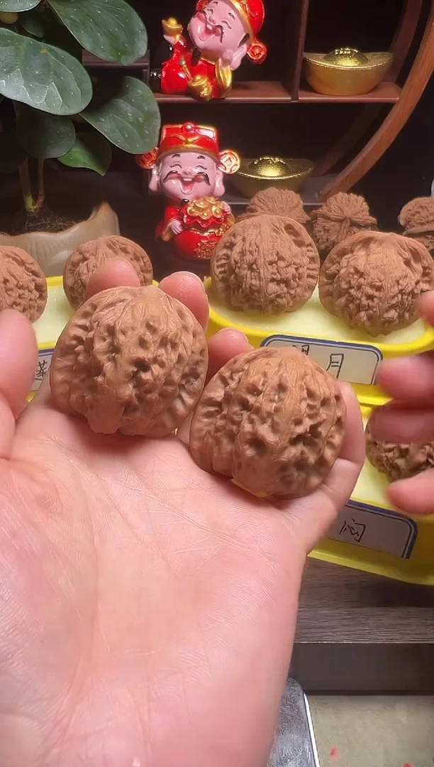 把件文玩核桃全品野狼36