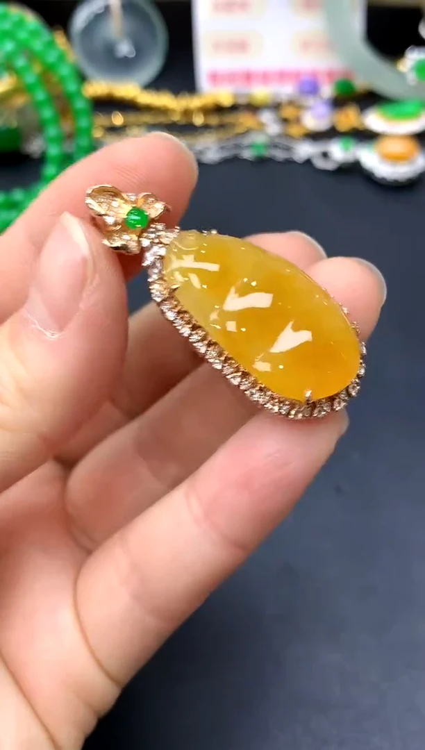 颈饰18K金镶嵌翡翠512-中国好珍宝