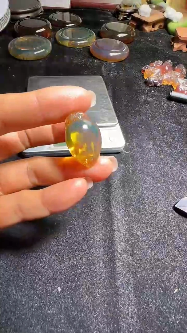 琥珀颈饰未镶嵌62