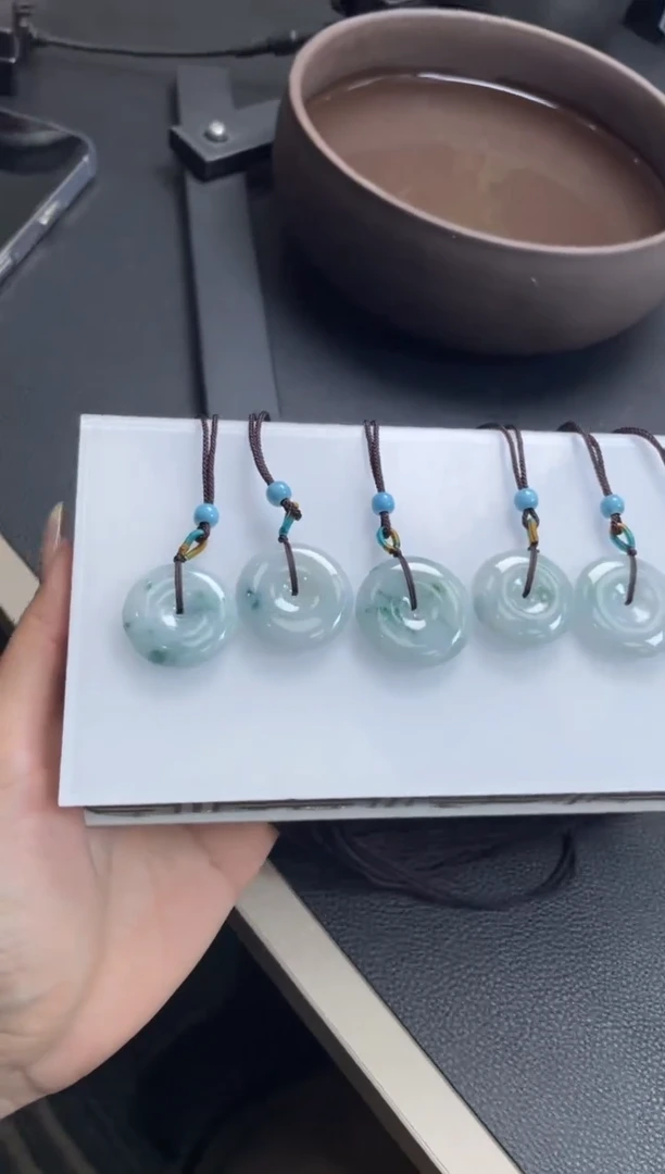 【闪购商品】翡翠吊坠(不含链)未镶嵌W015-CZH1182多样性发一