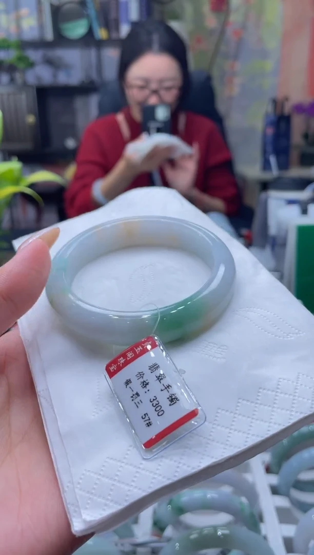 未镶嵌手镯翡翠00008883