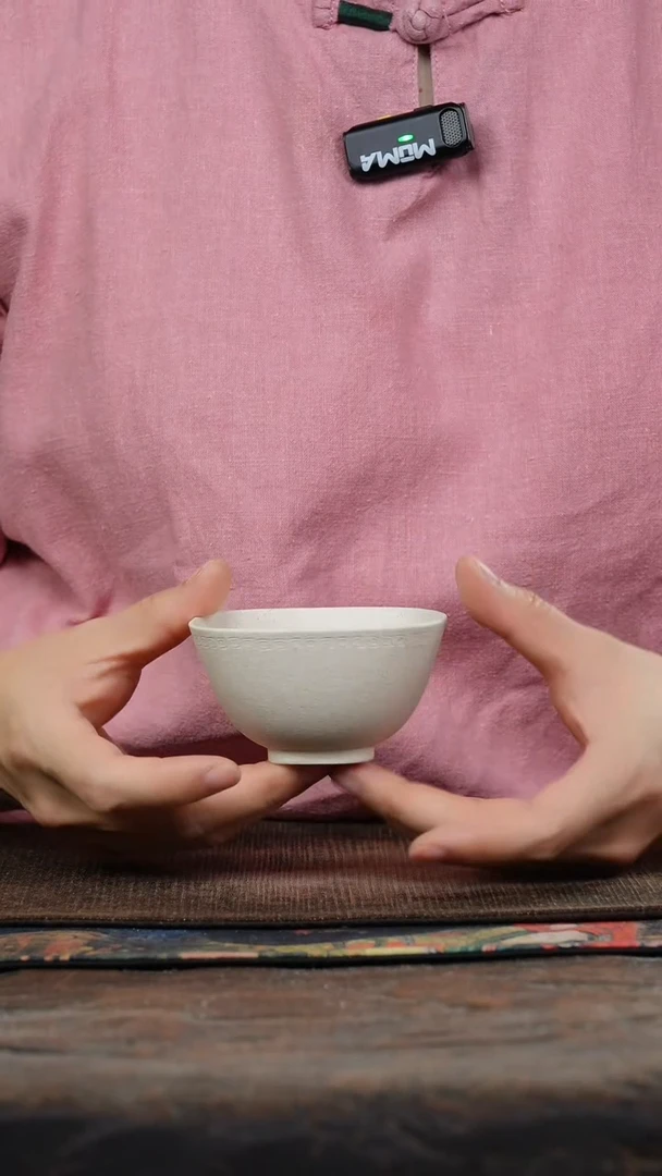 白泥光素四方薄胎紫砂杯