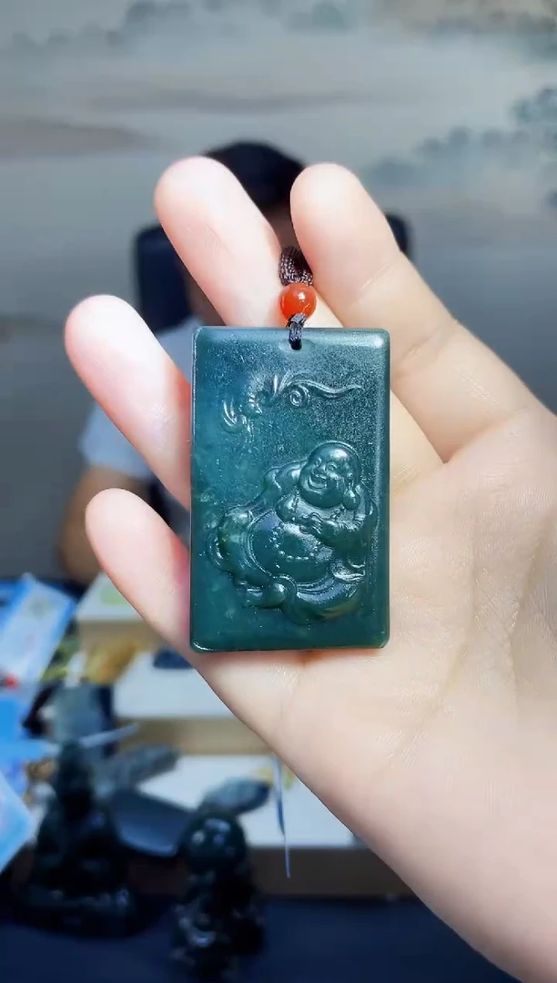 和田玉未镶嵌颈饰1