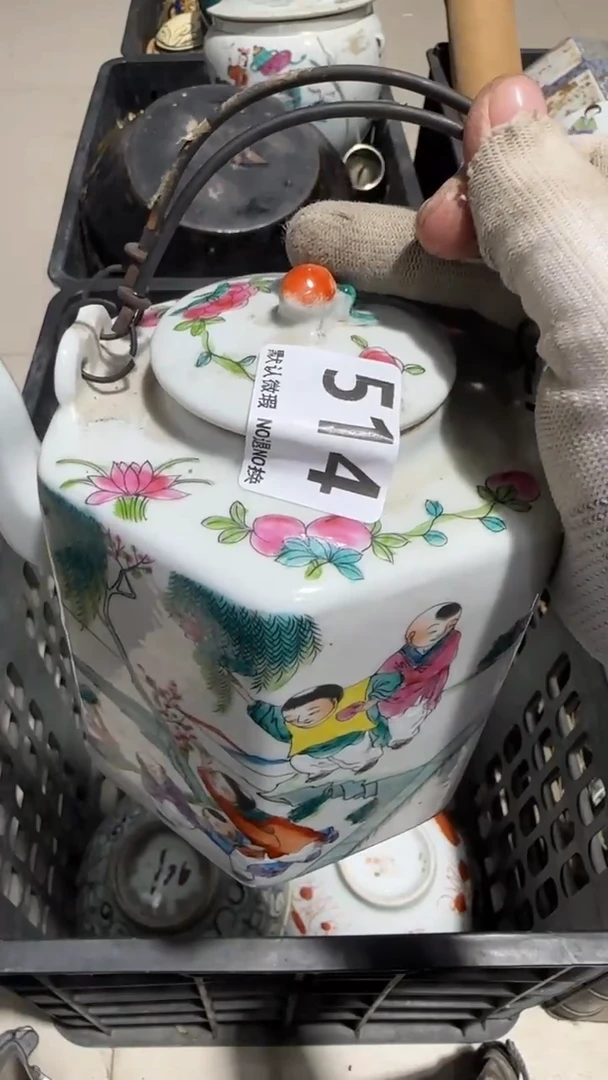 瓷片伊****娘京信工艺品514
