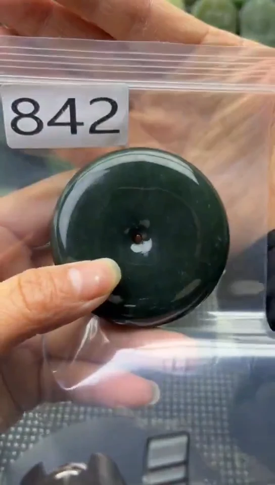 未镶嵌和田玉珠宝半成品扣子