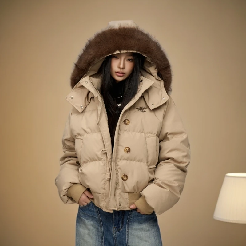 AMI轻奢美式毛领连帽羽绒服女2025冬季款外套短款显瘦保暖面包服