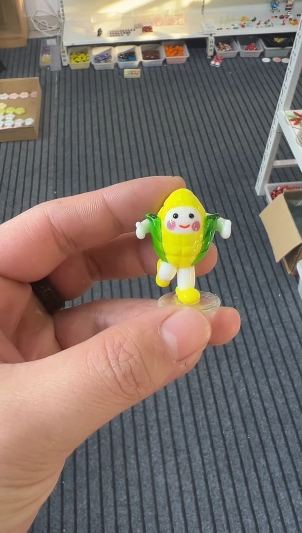 手工艺品琉璃玉米人