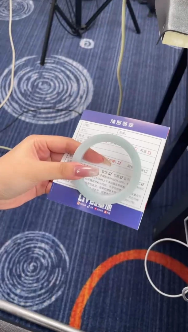 未镶嵌手镯定制翡翠赖*米定制手镯DZS/XCZB3