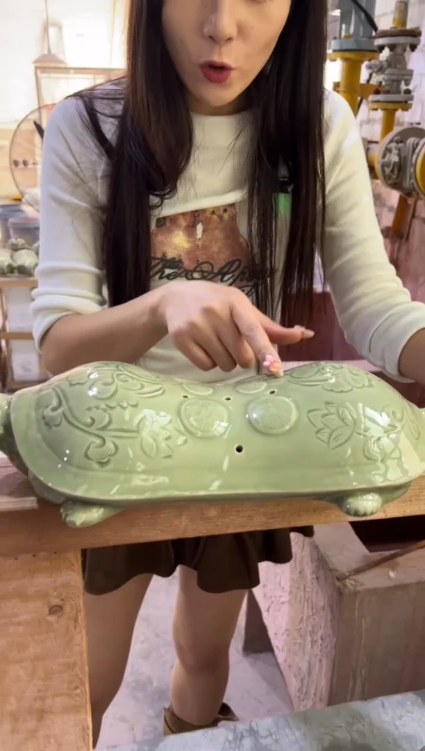 耀州窑万寿无疆枕