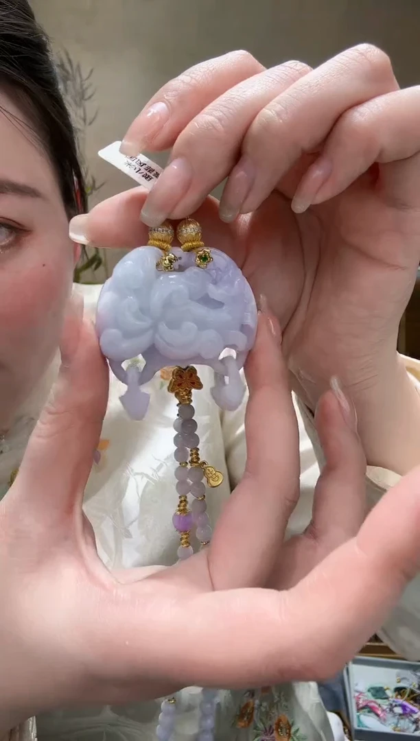 【闪购商品】翡翠颈饰未镶嵌吊坠