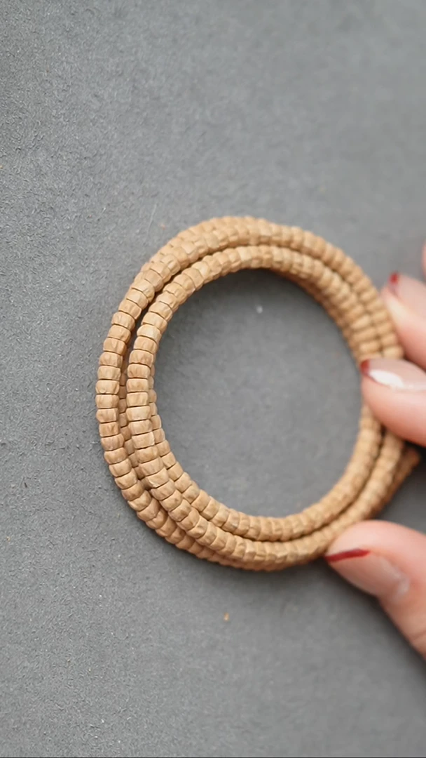 【闪购商品】柏香籽/百香籽吊坠药片