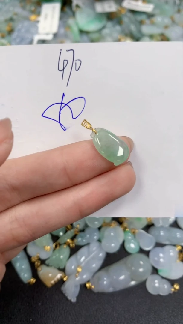 【闪购商品】翡翠颈饰18K金镶嵌 天然翡翠A货
