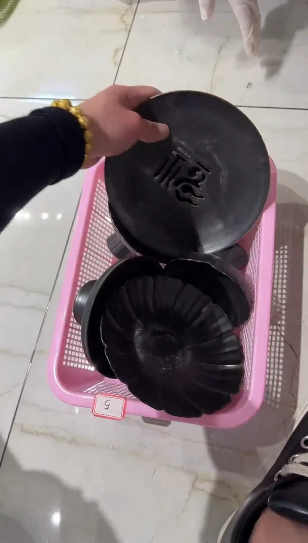微瑕商品，介意勿拍 1套组
