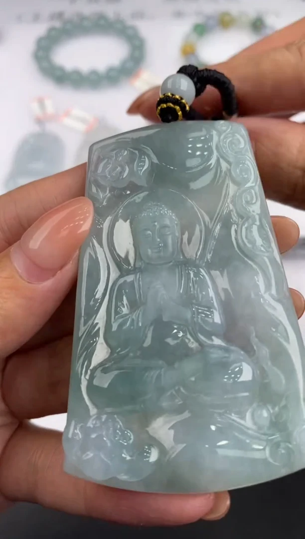 未镶嵌挂件翡翠303180  多人