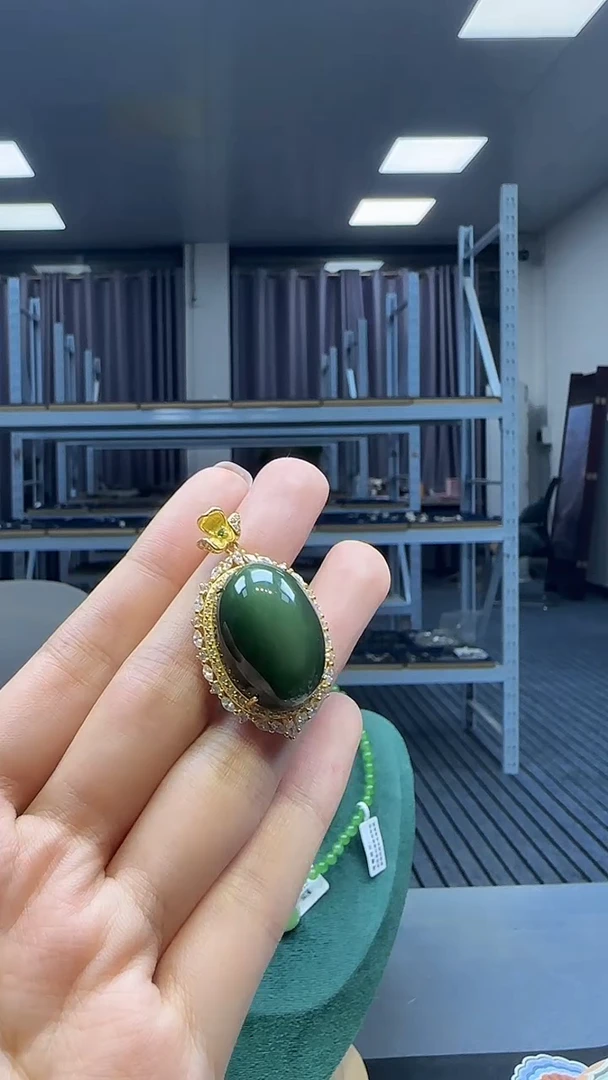 银S925镶嵌和田玉挂件1