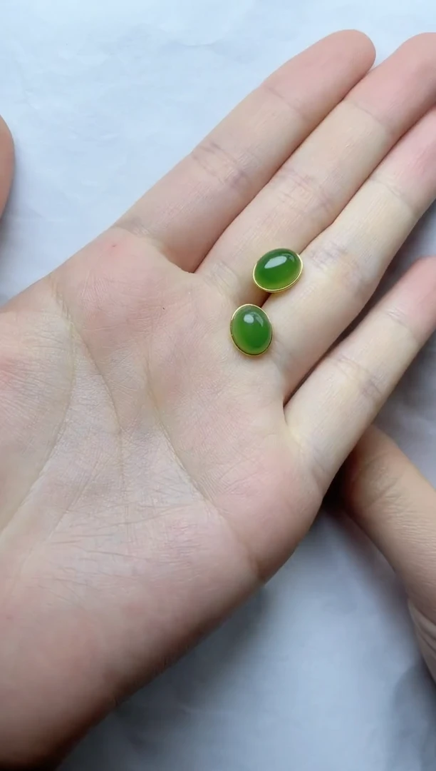 【闪购商品】和田玉耳饰银S925镶嵌06耳钉