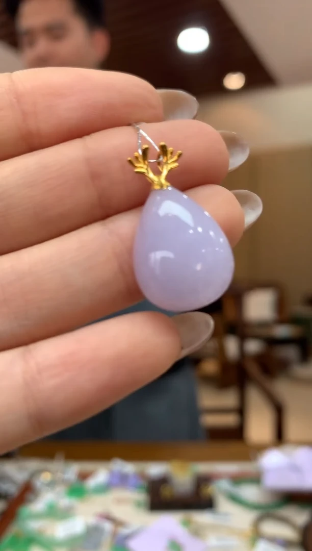 吊坠(不含链)18K金镶嵌翡翠水滴