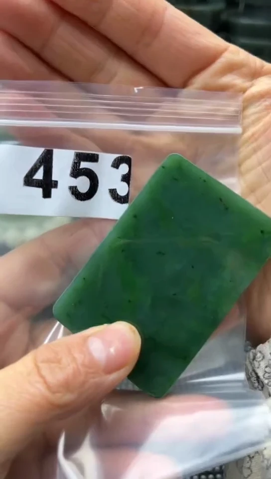 未镶嵌和田玉珠宝半成品牌子