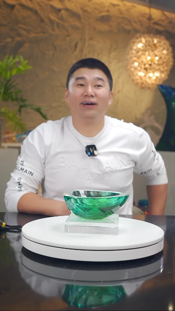 摆件蓝绿色切面三角形果碗