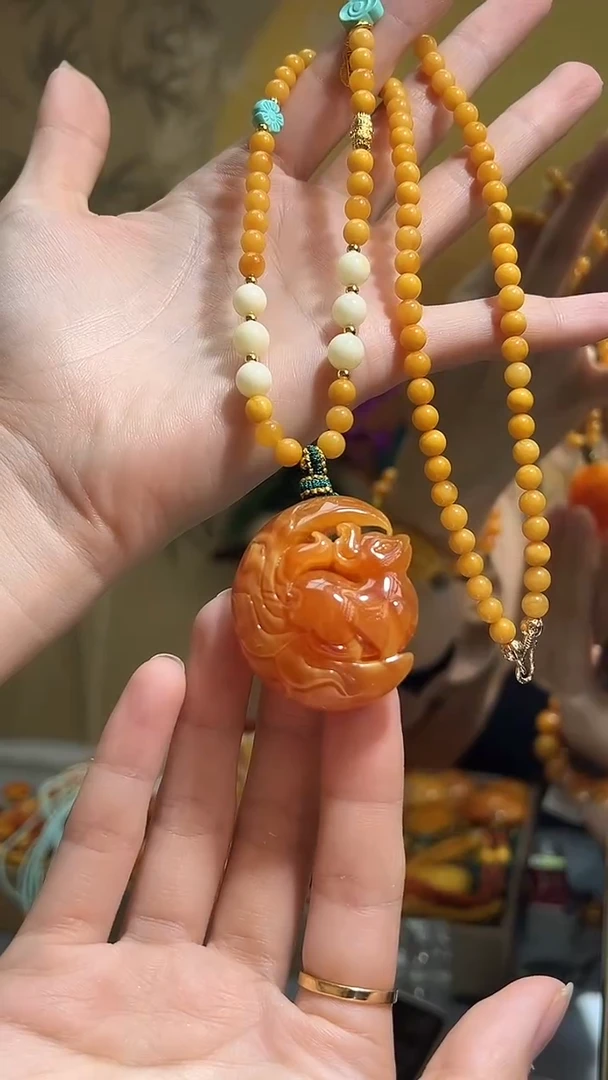 【闪购商品】琥珀裸石未镶嵌A0693天然蜜蜡