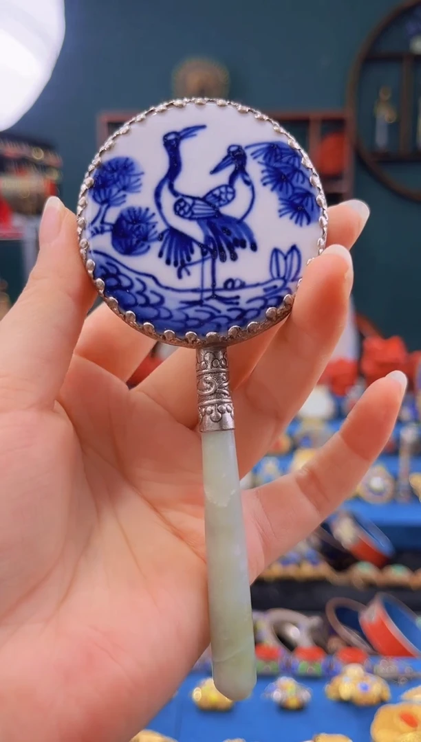 非遗技艺 簪刻青花手持镜