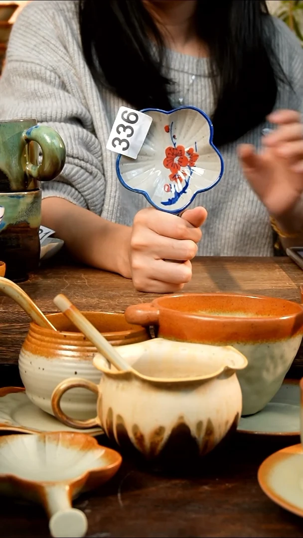 盘高颜值粗陶餐具限时抢购