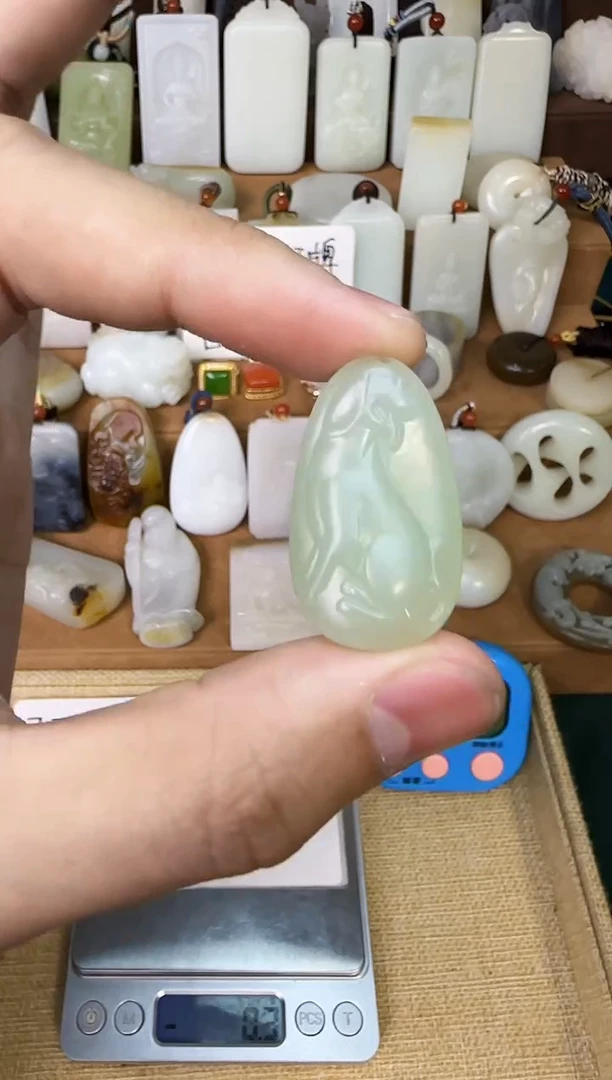 【闪购商品】和田玉颈饰未镶嵌狗