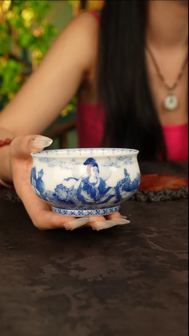 画堂春 青花手绘人物主人杯