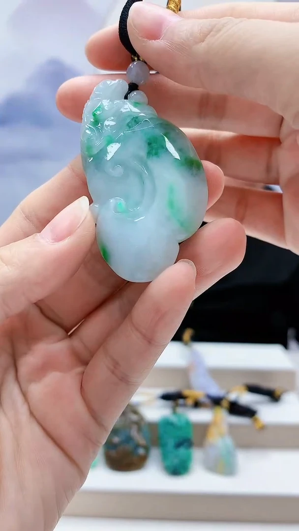 未镶嵌定制翡翠5060lr-毛货挂件67