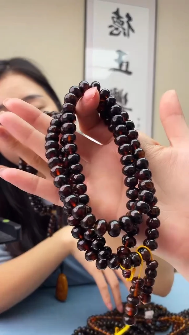 琥珀未镶嵌珠宝奇石T09+抚顺琥珀假一罚十，多样性发一件