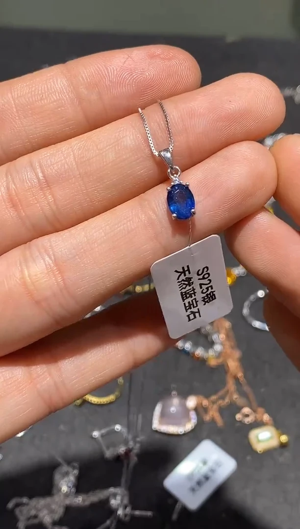 颈饰蓝宝石银S925镶嵌吊坠
