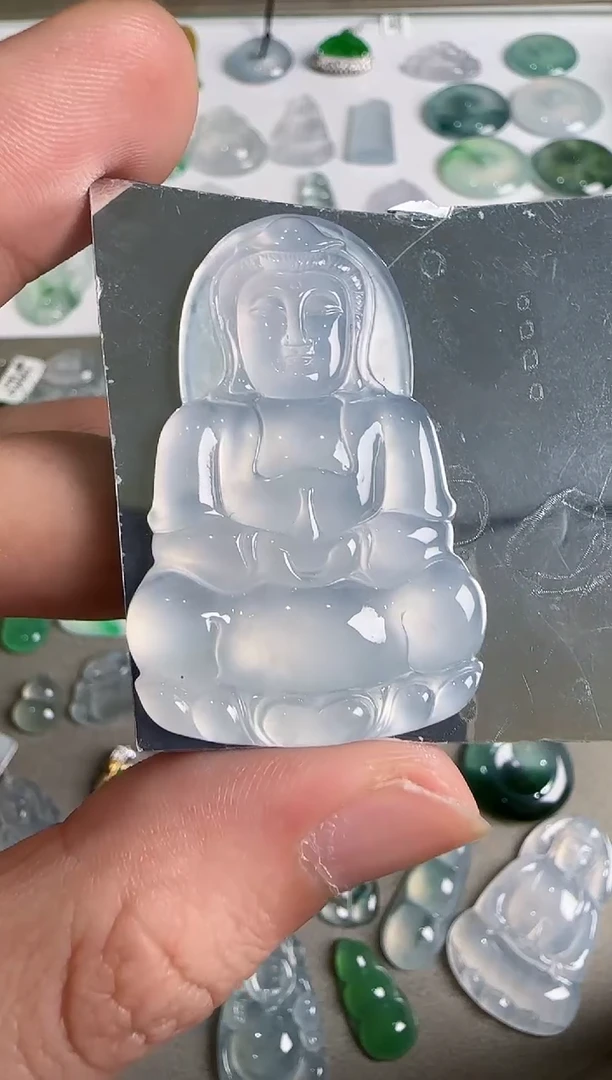 吊坠(不含链)未镶嵌翡翠.