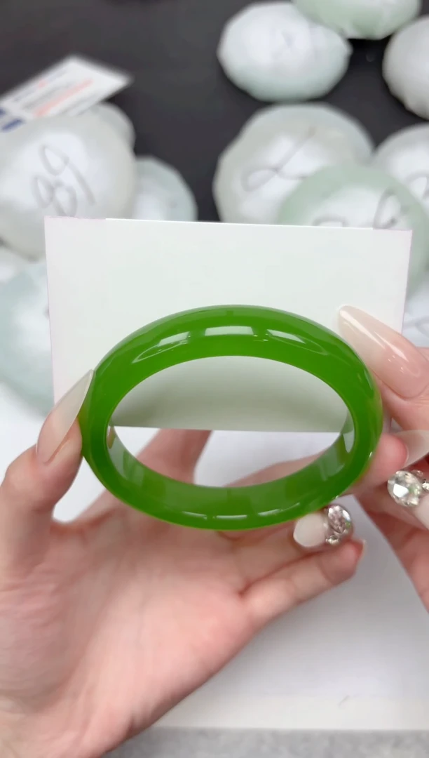 未镶嵌手镯石英质玉296-59.4